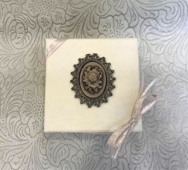 mpomponiera-gamou-kouti-cameo